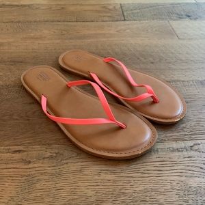 Mossimo Supply Co. Flip Flops